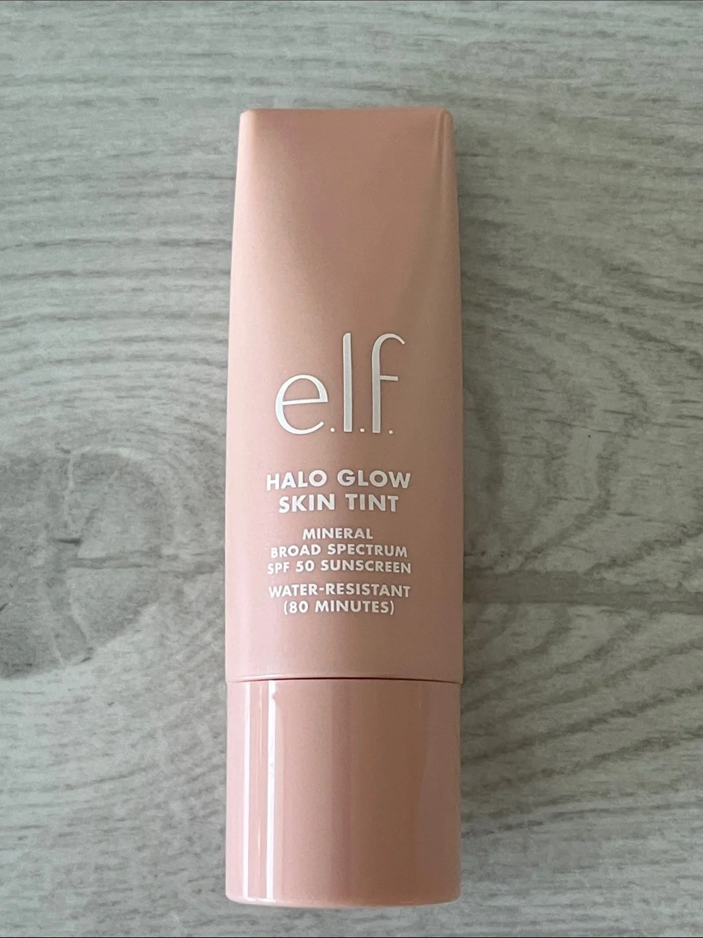 🎁 ELF Halo Glow Skin Tint - #4 Light Neutral - Available as a Gift w/ Purchase!